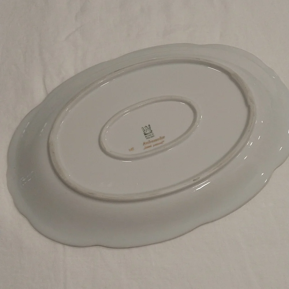 Wawel ambassador porcelain hand painted gold trim platter dish poland